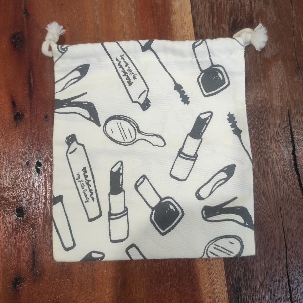 Brand new makeup bag